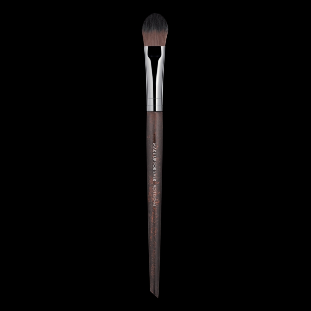 Makeup Forever Precision Highlighter Brush #144
